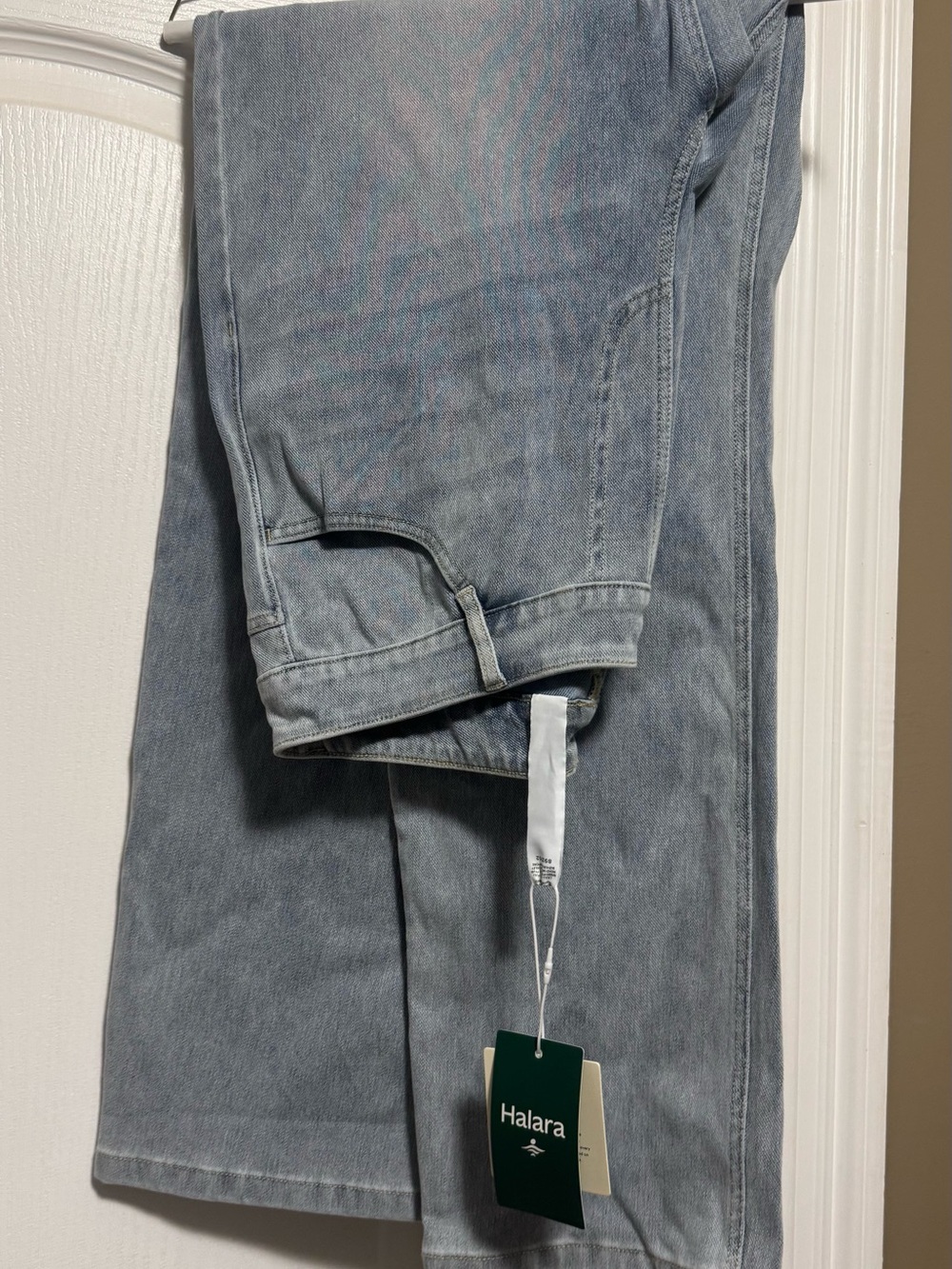 HALARA Light Gray Straight Leg Jeans